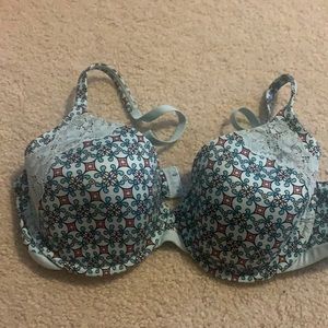 Victoria’s Secret Bra 36D